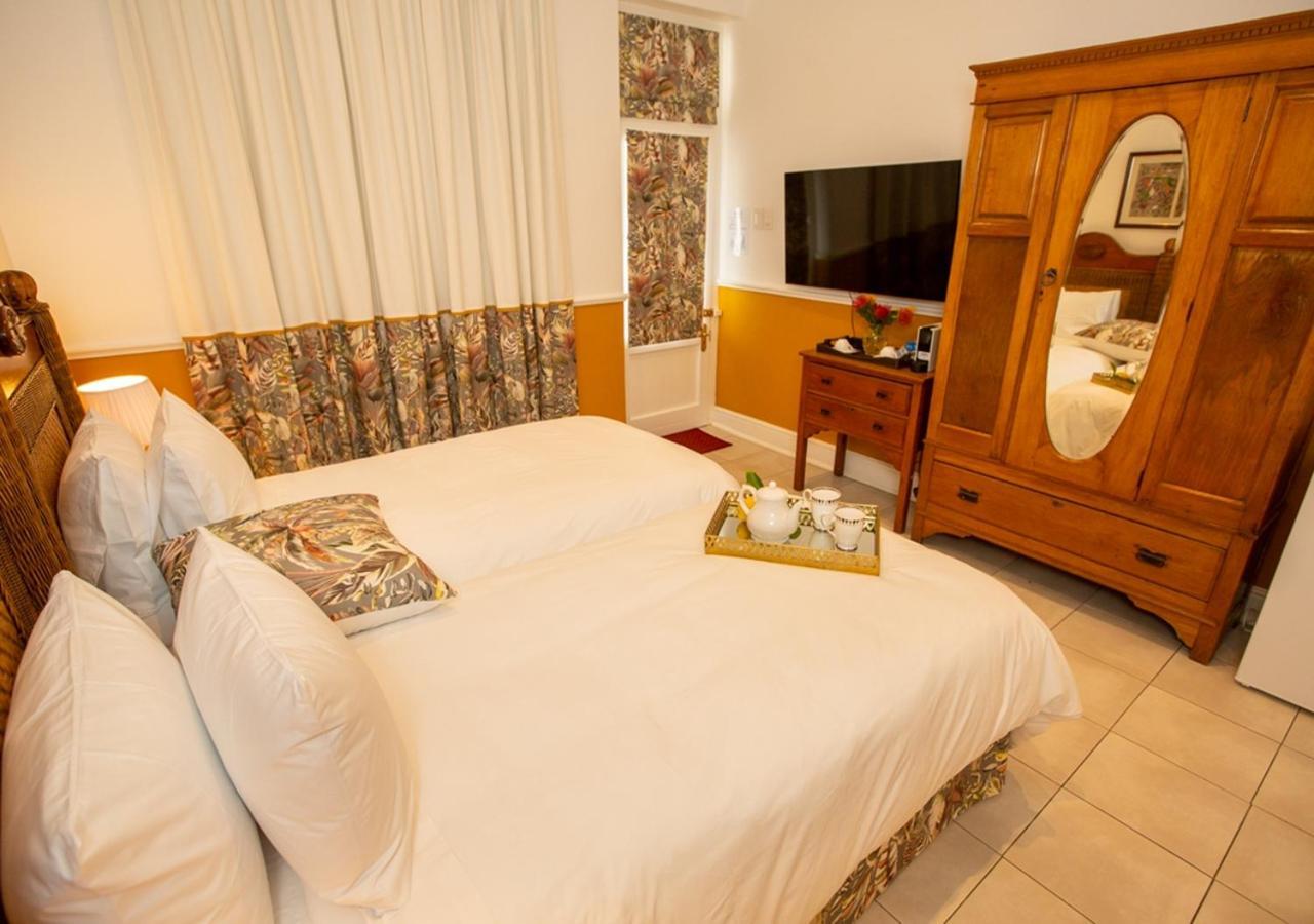 Le Ballon Rouge Guest House Franschhoek Extérieur photo
